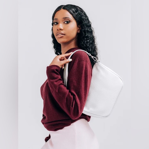 🚨COLAB COLLECTION -VEGAN Friendly 🦮 🚨Brand Notification Alert🚨 - Picture 15 of 16